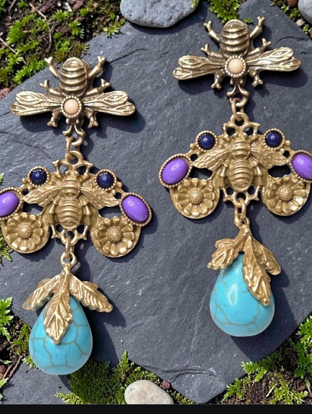Beautiful Matte Gold Garden Bee Turquoise Deop Dangle Earrings